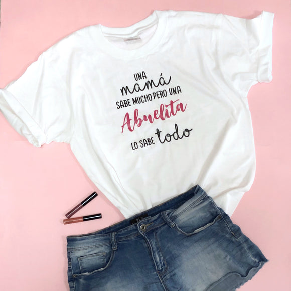 Camiseta - Abuelita lo sabe todo!